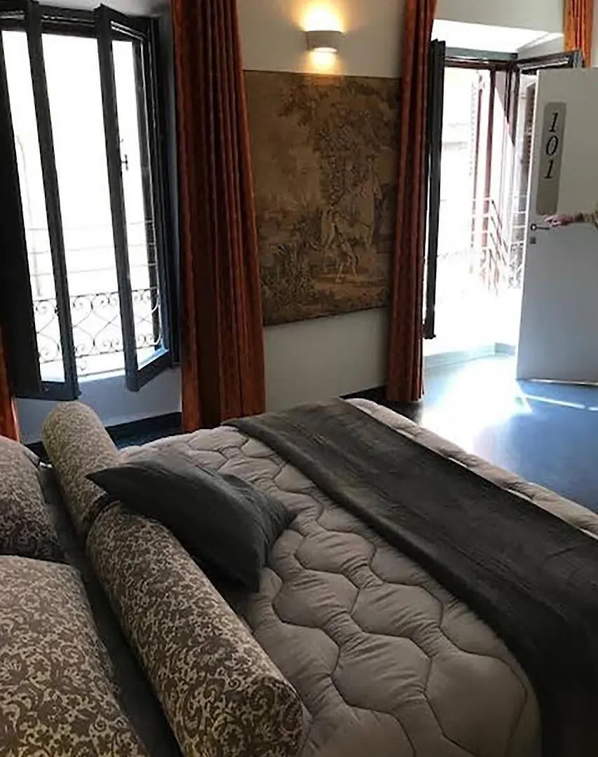 Room 94 Piazza Di Spagna Rome