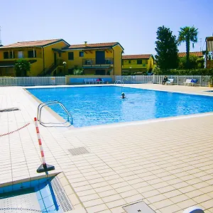 https://villaggio-cristina-2.hotelinveneto.com